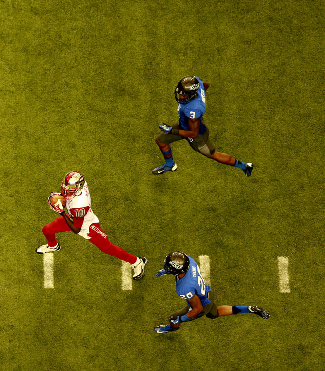WKU junior Willie McNeal catches a pass for the first down against Georgia State at the Georgia Dome on Nov. 02, 2013. 