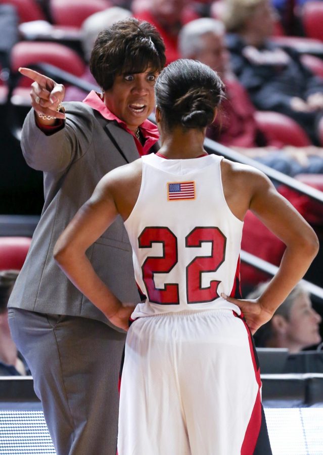Lady+Topper+head+coach+Michelle+Clark-Heard+talks+to+guard+Bianca+McGee+during+the+second+half+of+the+Lady+Toppers+82-59+victory+over+Georgia+State+Wednesday%2C+Jan.+8.