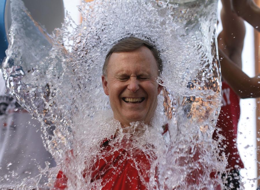 WKU+President+Gary+Ransdell+participates+in+the+ALS+ice+bucket+challenge+on+Friday%2C+August+22%2C+2014.+Members+of+Phi+Delta+Theta+fraternity+dumped+water+on+President+Ransdell%2C+after+he+was+nominated+by+several+WKU+students.%C2%A0Harrison+Hill%2FHERALD