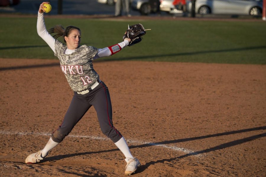Sophomore+pitcher+Kelsey+Jernigan+%2812%29+pitched+two+and+two+thirds+innings+during+the+game+on+Saturday.+Jernigan+had+two+strikeouts+and+gave+up+one+hit.+The+Lady+Toppers+softball+team+take+on+the+Western+Carolina+Catamounts+at+the+WKU+Softball+Complex+on+Saturday.+WKU+beat+WCU%2C+8+-+4.+Matt+Lunsford%2FHERALD