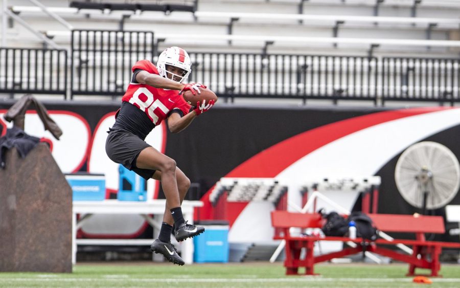 WKU+wide-receiver+Terez+Traynor+%2885%29+catches+a+pass+during+practice+practice+on+the+afternoon+of+Monday%2C+Aug.+26%2C+2019+at+the+Houchens-Smith+Stadium.