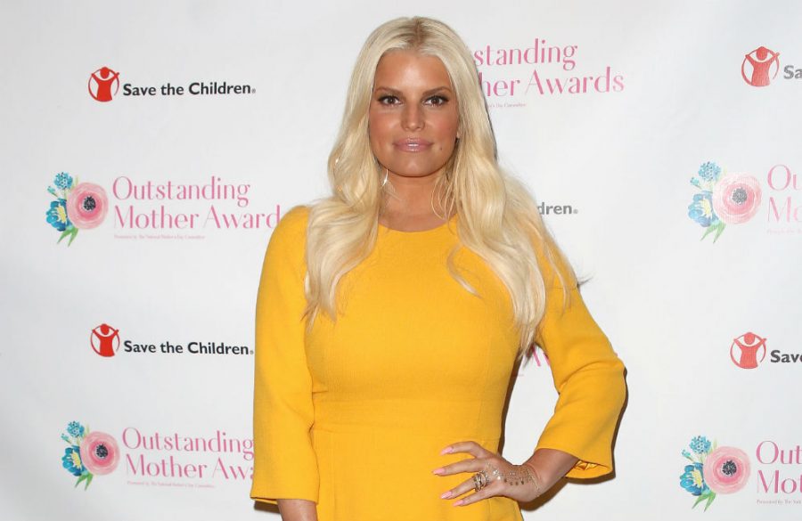 Jessica Simpson reveals she previously tested positive for COVID-19