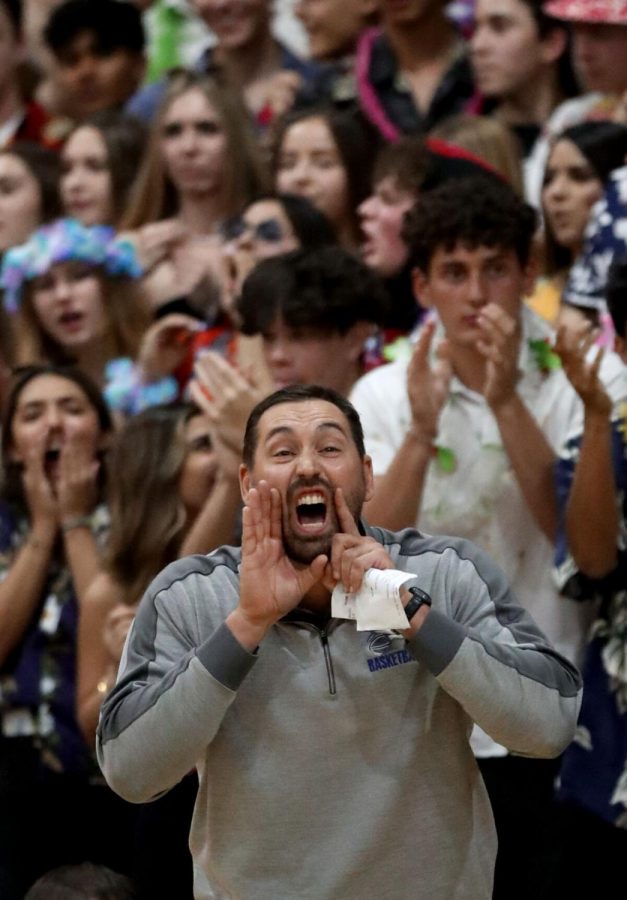 Catalina+Foothills+head+coach+Doug+DAmore+tries+to+be+heard+over+the+din+of+the+standing+room+only+crowd+in+their+state+4A+semifinal+at+Salpiointe+High+School%2C+February+25%2C+2020+Tucson%2C+Ariz.