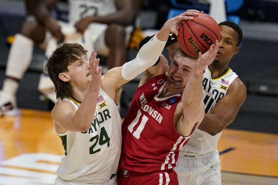 Badgers fans on Twitter express gratitude after Wisconsins season-ending loss to Baylor Bears