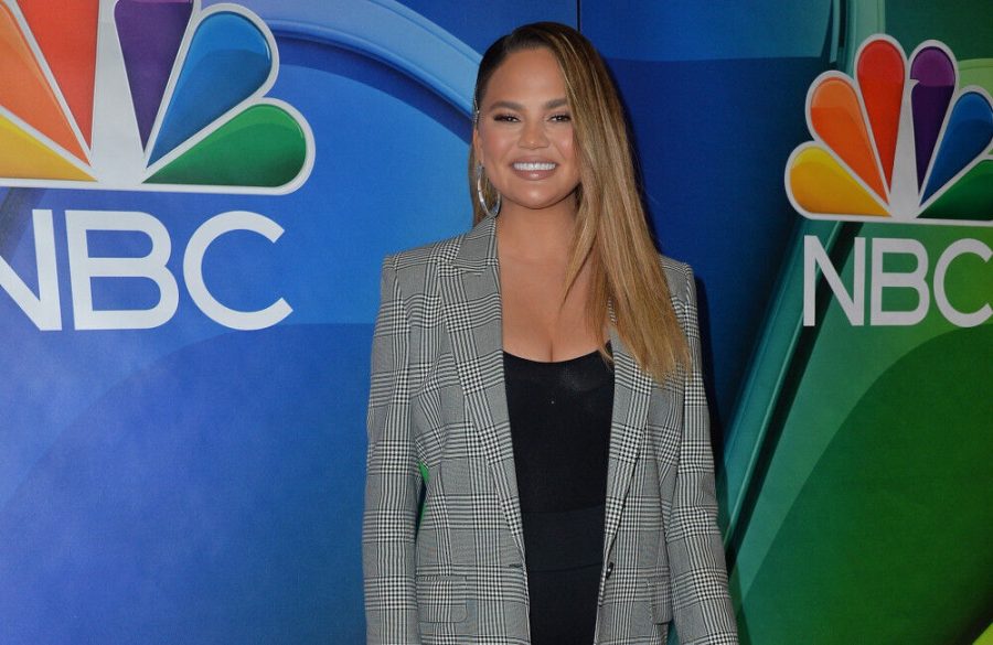 Chrissy+Teigen+quits+Twitter+after+feeling+deeply+bruised+by+negative+remarks