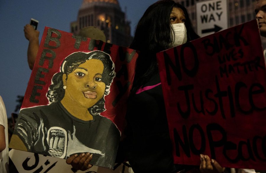 Protestors gathered for a second night in downtown Louisville on the evening of May 29, 2020. The protests were spurred by the death of Breonna Taylor at the hands of police, and lasted into the night and early morning. Phrases such as “no justice, no peace” were shouted by crowd members. Vandals broke windows of buildings, police cars, and spray painted on walls across downtown. The police used tear gas and rubber bullets on protestors.