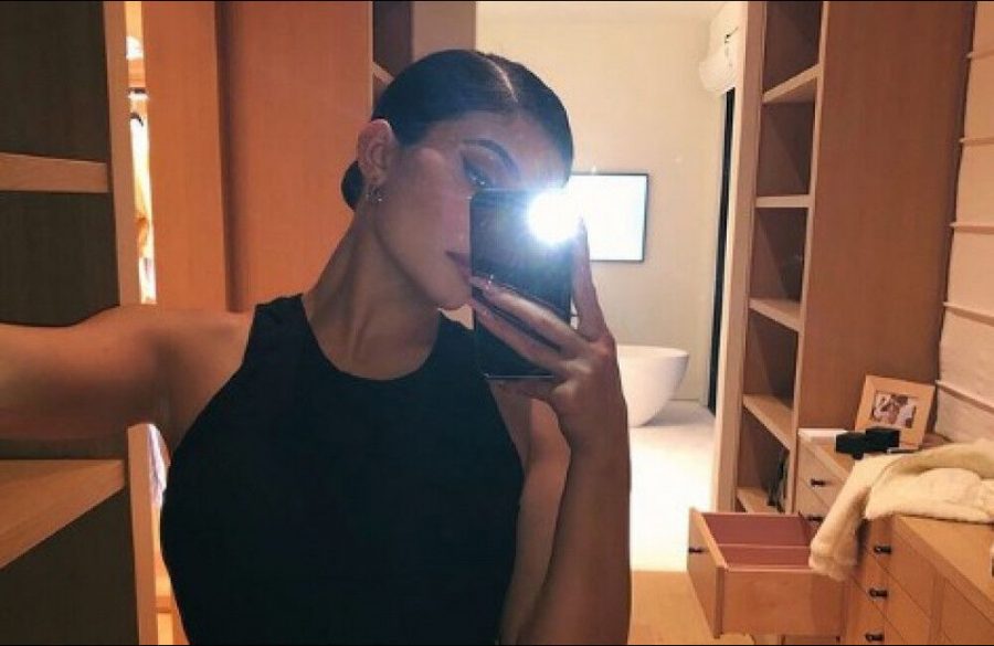 Kylie Jenner ups her fitness game to get toned for summer