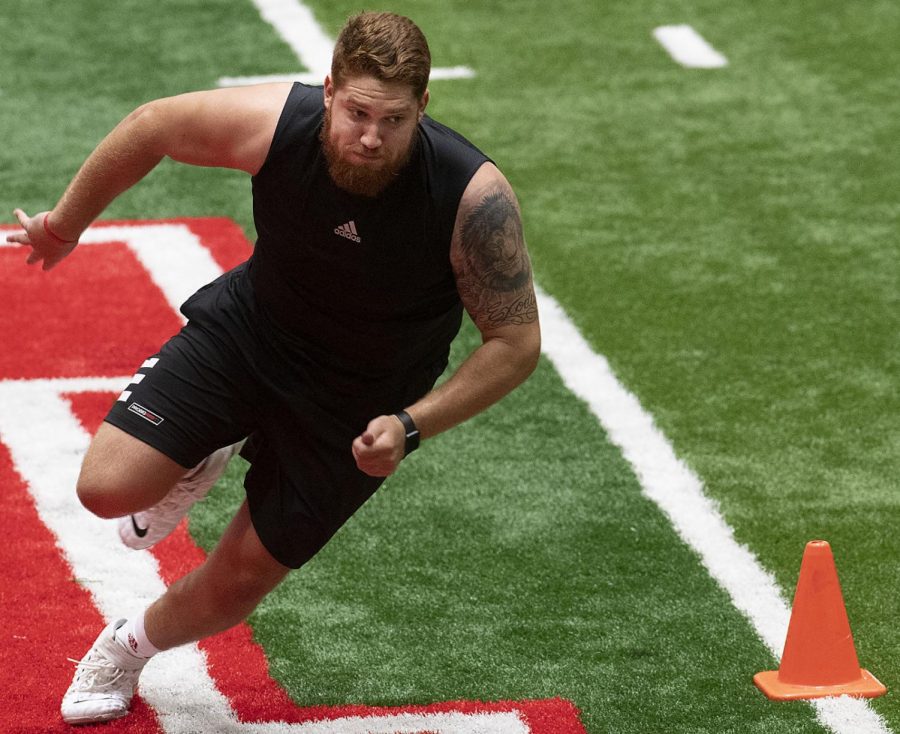 Brenden+Jaimes+makes+a+turn+in+a+shuttle+run+during+Pro+Day%C2%A0at+Nebraska+footballs+pro+day+on+March+23+at+Hawks+Championship+Center.