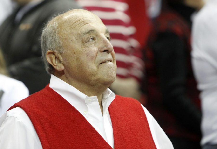 An+absolute+legend%3A+Badgers+fans%2C+former+Wisconsin+athletes+share+memories+of+Barry+Alvarez