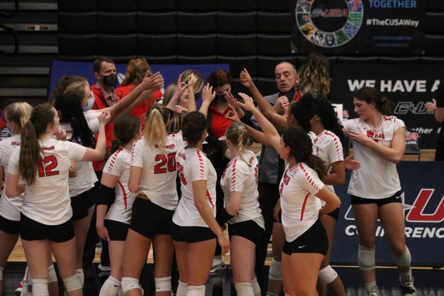 The+WKU+Volleyball+program+breaking+it+down+prior+to+the+C-USA+Championship+match+against+Rice+on+April+3%2C+2021.+WKU+would+go+on+to+win+the+match+3-1+to+claim+the+championship.%C2%A0