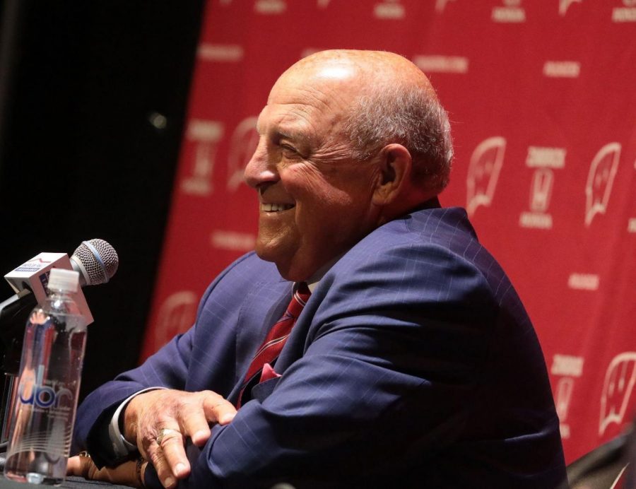 Barry Alvarez enjoys his time behind the microphone during Tuesday's retirement announcement.