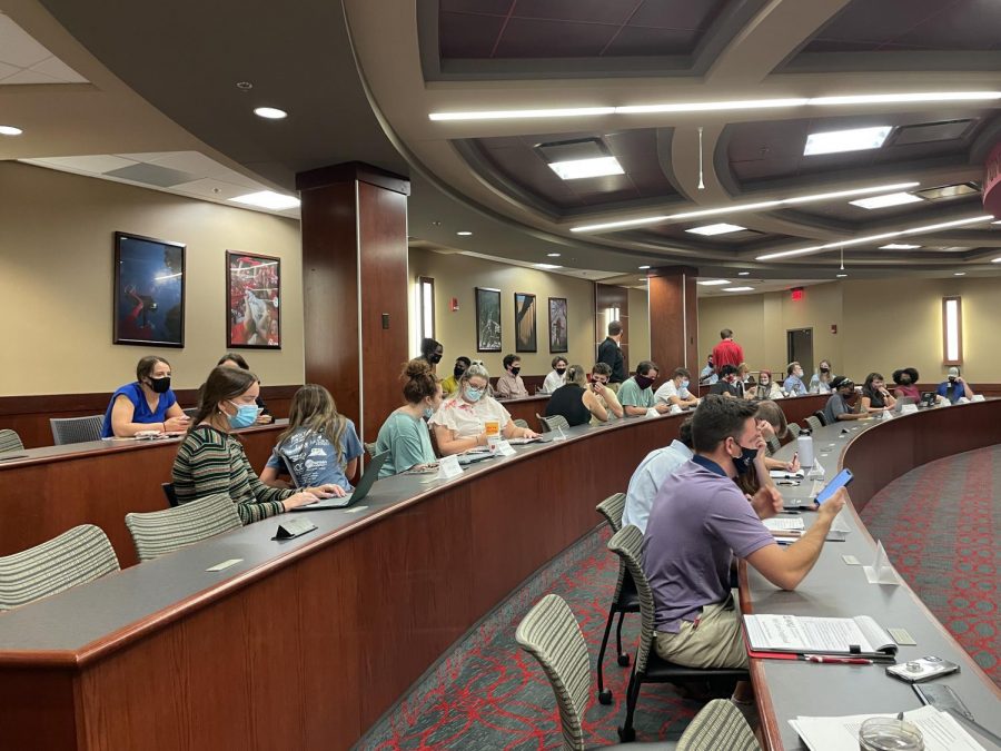 The fourth meeting of the 21st senate was called into order on Tuesday, Sept. 14. During the meeting, the senate voted unanimously for four senate members, two judicial council members and a director of academic and student affairs.