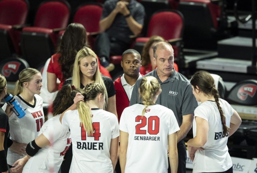 The+Hilltoppers+huddle+during+a+timeout+during+their+home+matchup+with+FIU+on+Friday%2C+Sept.+30%2C+2022+in+E.A.+Diddle+Arena+on+WKU+Campus+in+Bowling+Green%2C+Ky.+WKU+won+3-0.