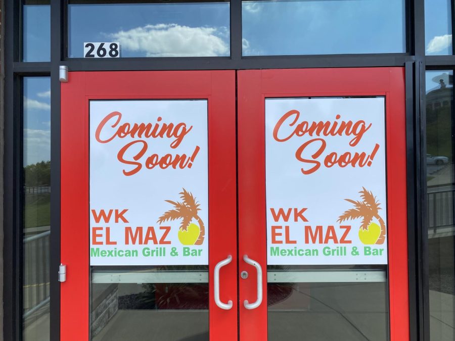 As+of+Sept.+17%2C+2022%2C+El+Mazatlan+signage+has+been+placed+on+the+entrance+of+the+former+Chilis+location.