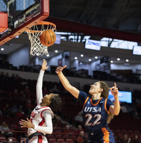 Freshman guard Acacia Hayes (10) shoots a layup during the matchup with UTSA in E.A. Diddle Arena on Saturday, Jan. 7, 2023. Hayes scored a total of 31 points, the most she has scored in a single game during the 2022-2023 season. WKU won 77-69.