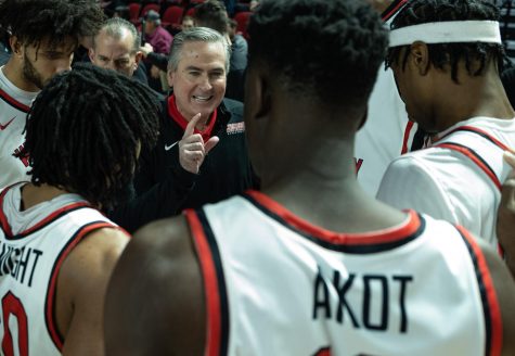 WKU head coach Rick Stansbury talks to his team before the match against UTSA Roadrunners on Thursday, Feb. 2, 2023 in E.A. Diddle Arena. WKU won 81-74.