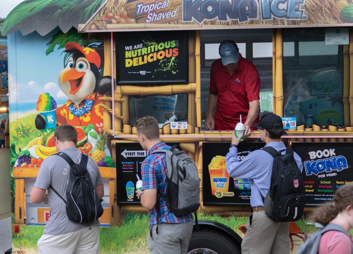 WKU students line up for free Kona Ice at Henry Hardin Cherry Hall during Kona Kickoff, on August 21, 2023. 
