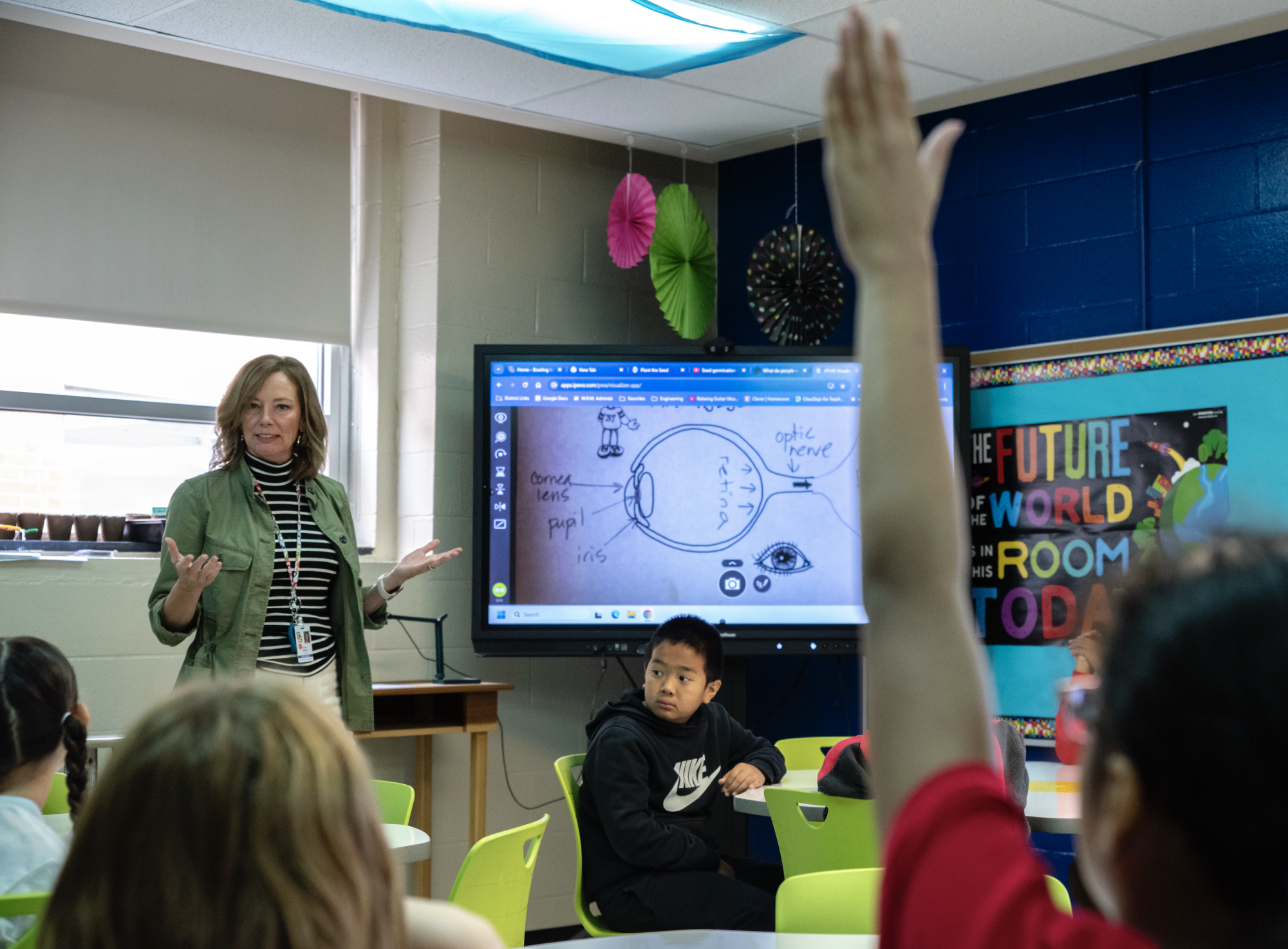 Science teacher Susan Howard teaches about eyesight at McNeill Elementary School.