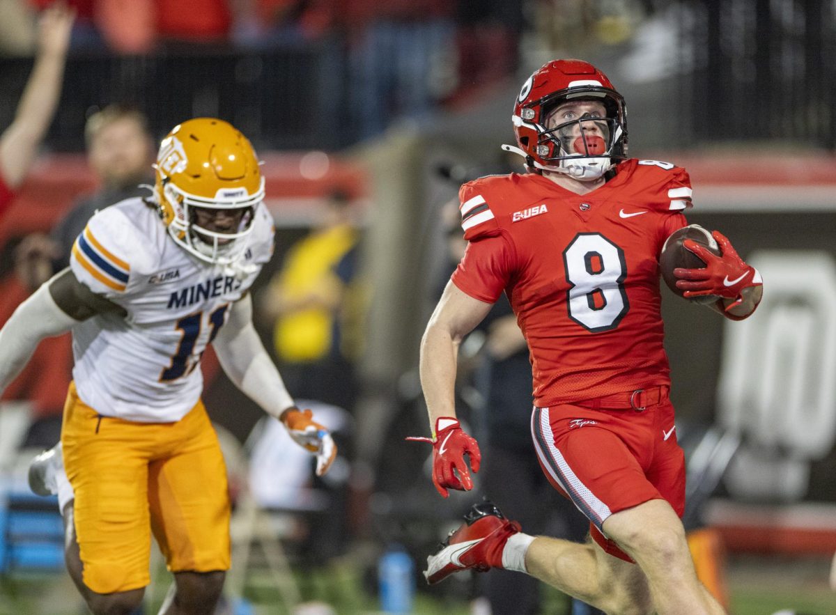 Western Kentucky Hilltoppers wide receiver Easton Messer (8) runs the ball for rushing touchdown during WKU’s game against The University of Texas at El Paso in Bowing Green, Ky. on Thursday, Oct. 10, 2024. 