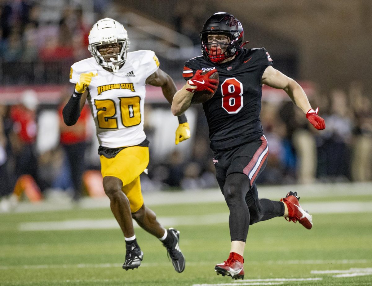 Western Kentucky Hilltoppers wide receiver Easton Messer (8) runs for touchdown during WKU’s game against Kennesaw State University in Bowling Green, Ky. on Tuesday, Oct. 29, 2024.