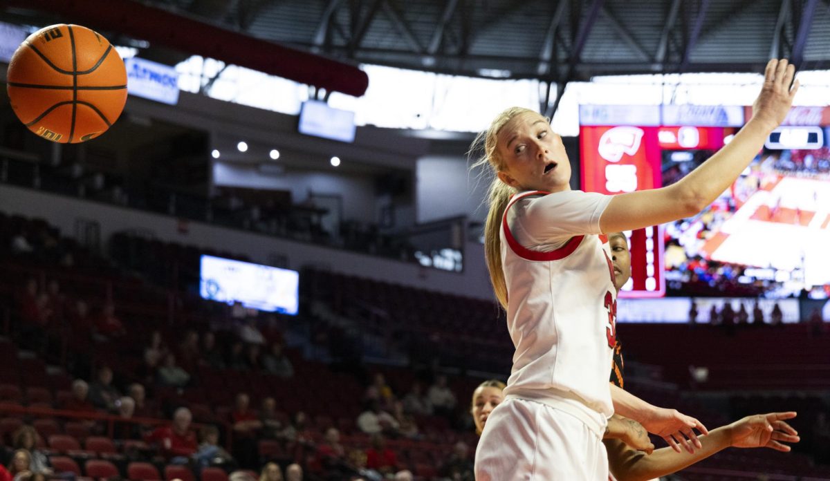 Western Kentucky Lady Toppers guard Josie Gilvin (33) looks to a loose ball during the Lady Topper's game against the Sam Houston Bearkats in Bowling Green, Ky. on Saturday, Jan. 25, 2025.