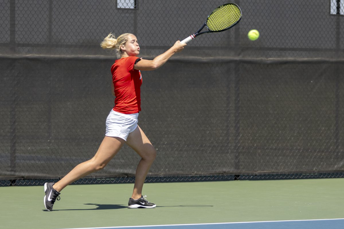 Western junior Emily Schut returns a ball during Western’s match against Middle Tennessee State University at the Warren County Tennis Facility at Michael O. Buchanon Park on Thursday, April 9, 2026. Coming into the match, Schut has nine singles wins this season and 24 in her career at WKU, tied for 13th in program history.
